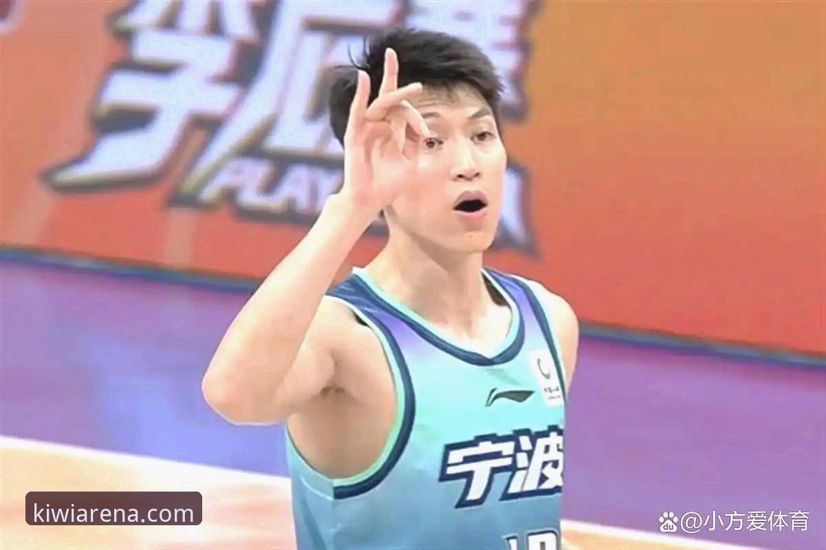 CBA季后赛首轮激战深度分析：浙江双加时逆转宁波，兰道夫33分统治比赛全面解析